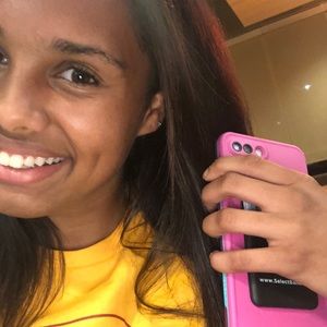 Meet your Posher, Alexus